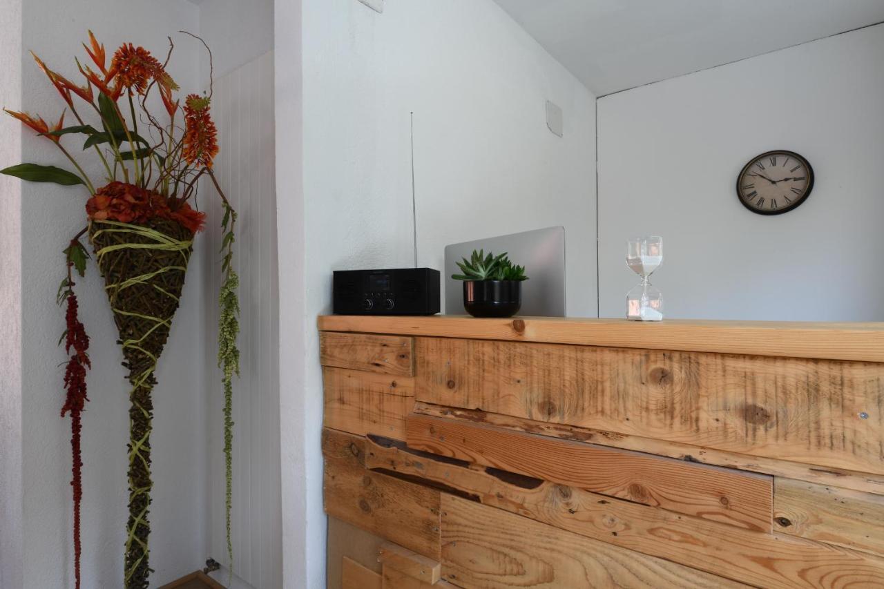 7Rooms - Self Check-In 24H Free Parking Losone Exteriör bild
