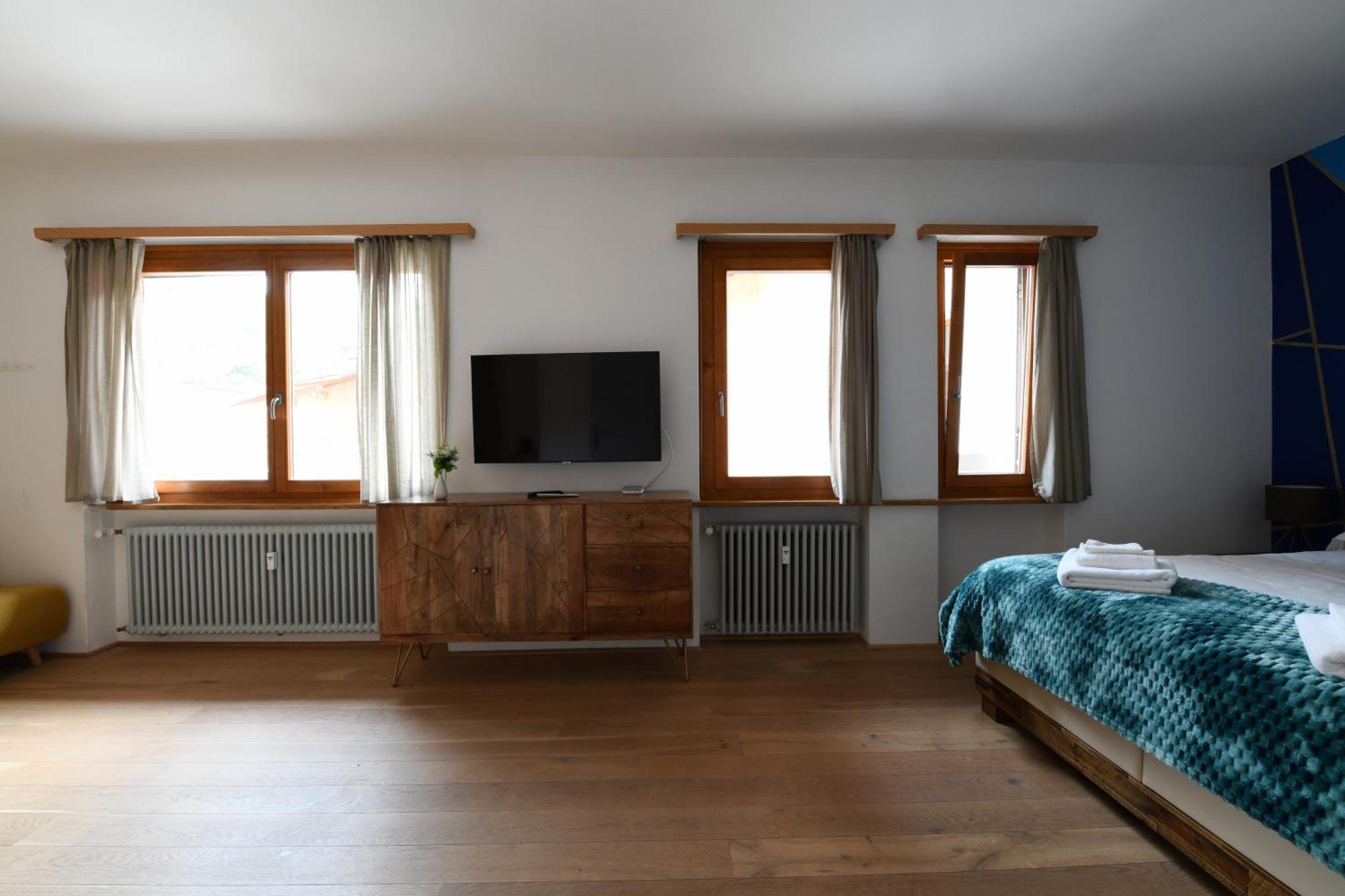 7Rooms - Self Check-In 24H Free Parking Losone Exteriör bild