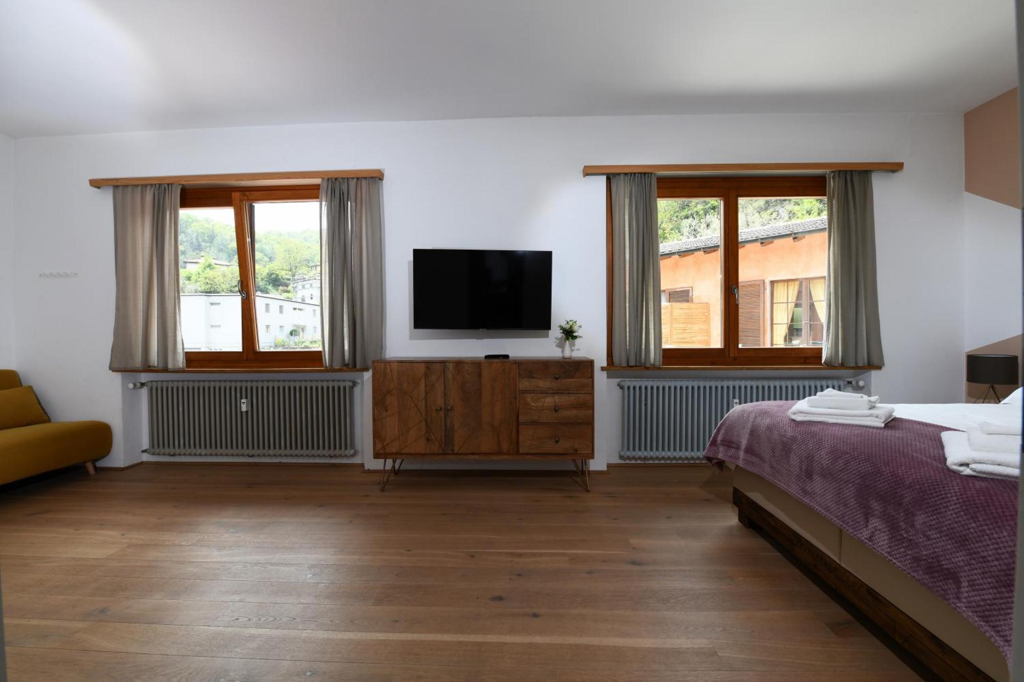 7Rooms - Self Check-In 24H Free Parking Losone Exteriör bild